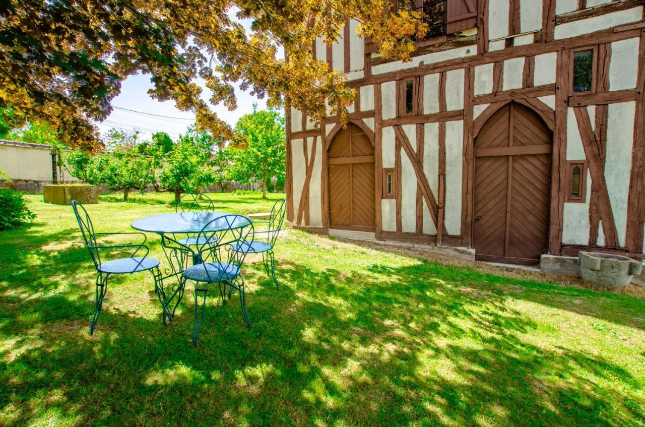 La Maison T&M Dosches Exterior photo